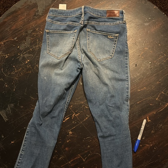 Hollister High-Rise Super Skinny Jeans - Picture 3 of 5